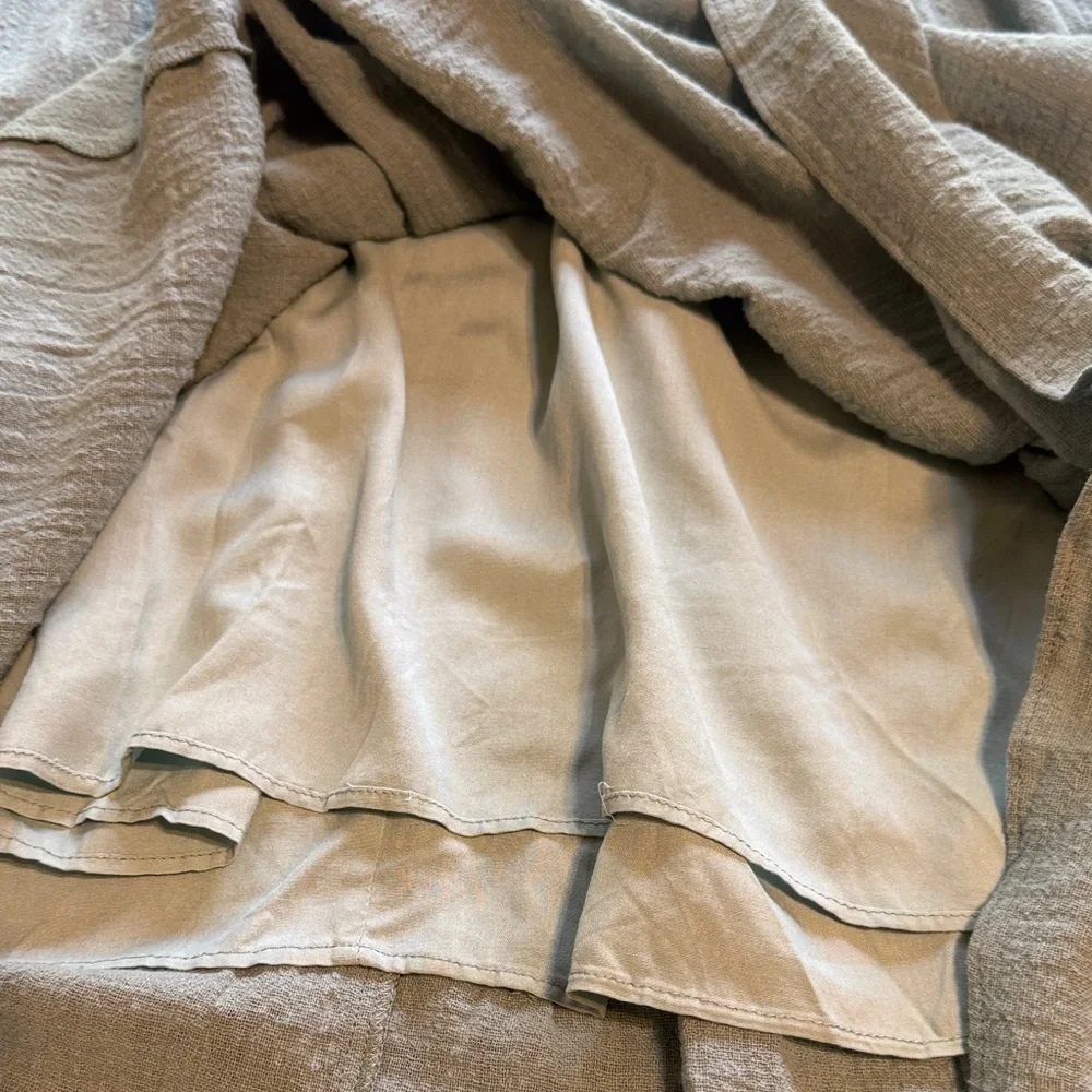 Sage Green V-Neck Tiered Maxi Dress with Flutter Sleeves - Picture 9 of 10